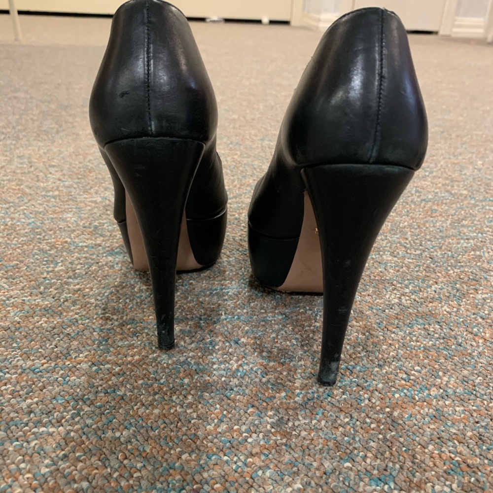 Prada heels - Picture 5 of 5
